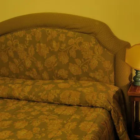 Bed & Breakfast Alla Dimora Lucense *